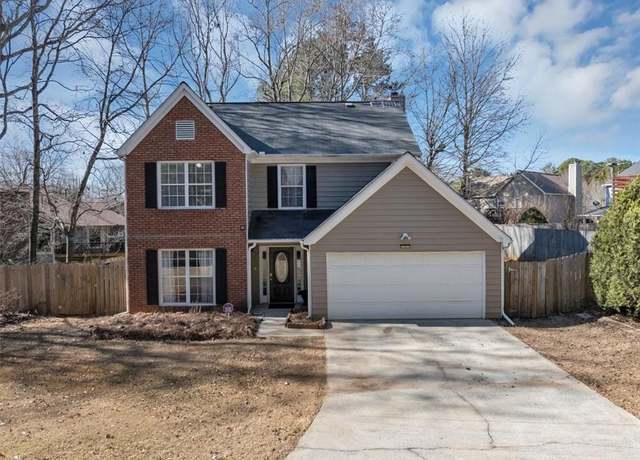 Property at 1098 Berkley Dr SE, Smyrna, GA 30082, 3 beds, 2.5 baths