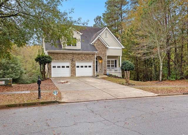 Property at 100 Lantana Dr, Locust Grove, GA 30248, 5 beds, 3 baths