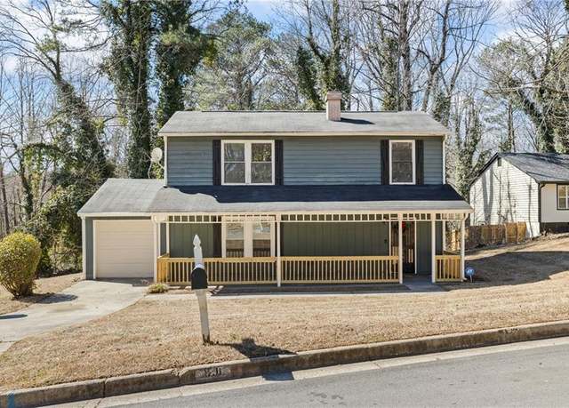 Property at 801 Hemingway Rd, Stone Mountain, GA 30088, 3 beds, 2.5 baths