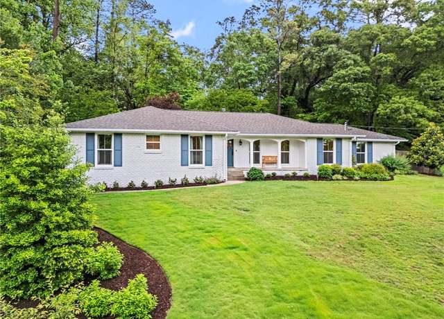 Property at 4855 Kendall Ct, Atlanta, GA 30342, 3 beds, 2.5 baths