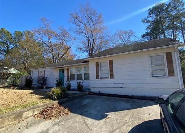 Property at 3734 Travis Blvd, Macon, GA 31206, 3 beds, 2 baths