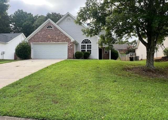 Property at 78 Bedford Park Dr, Newnan, GA 30263, 3 beds, 2 baths