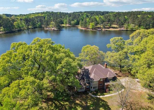 Property at 2697 Bethel Rd NE, Conyers, GA 30012, 4 beds, 4.5 baths