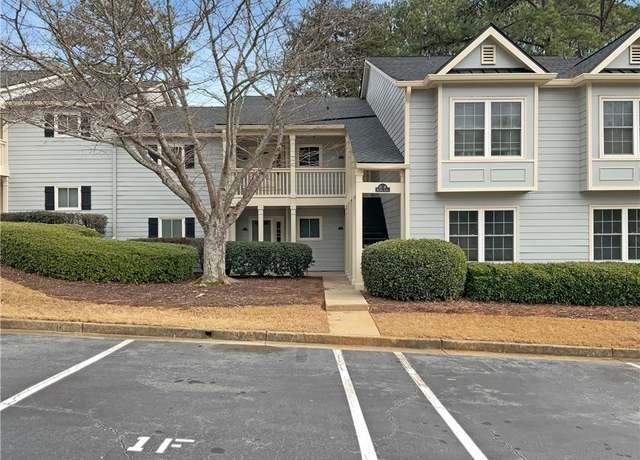 Property at 17 Matawan Cir SE, Smyrna, GA 30080, 2 beds, 2 baths