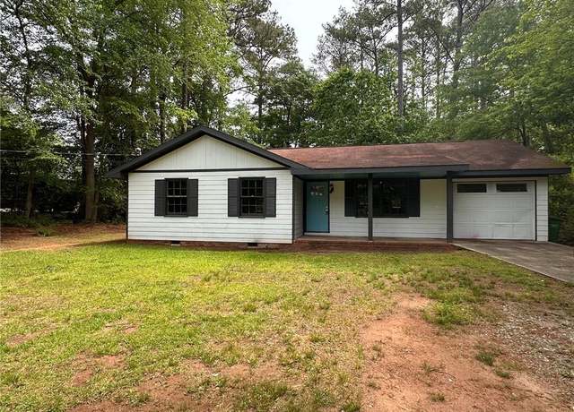 Property at 595 Crowell Rd, Porterdale, GA 30014, 3 beds, 2 baths