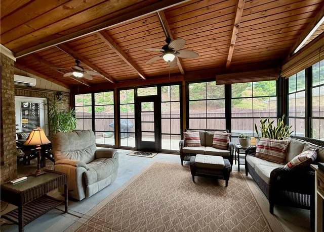 Property at 112 Countryside Ct, Woodstock, GA 30189, 2 beds, 2 baths