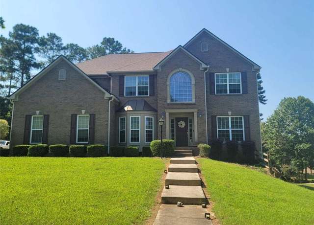 Property at 7580 The Lakes Dr, Fairburn, GA 30213, 7 beds, 6 baths