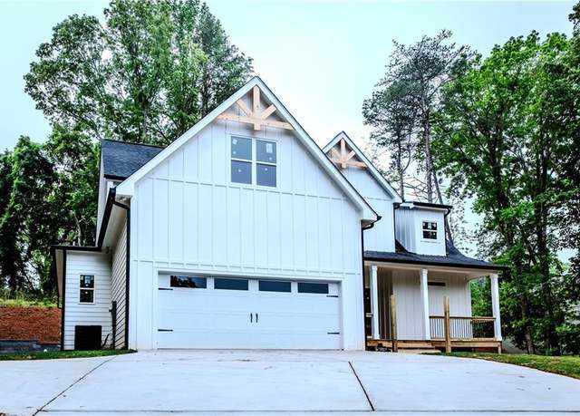 Property at 2069 Riverwood Dr, Gainesville, GA 30501, 4 beds, 2.5 baths
