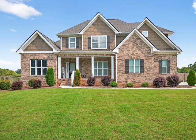 Property at 2112 Meadowood Cv, Monroe, GA 30655, 4 beds, 4.5 baths