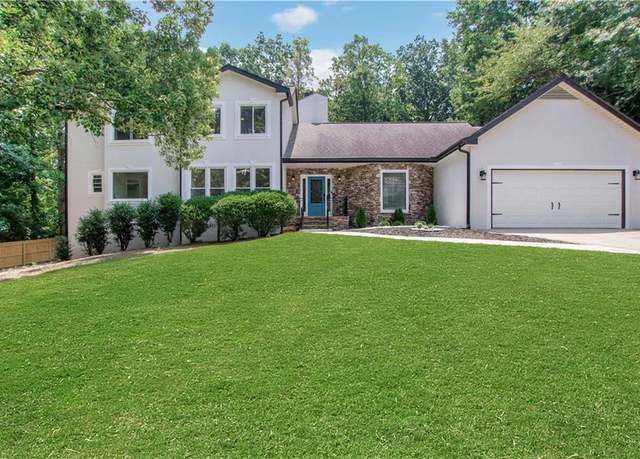 Property at 1960 Calvin Dr, Duluth, GA 30097, 6 beds, 4.5 baths