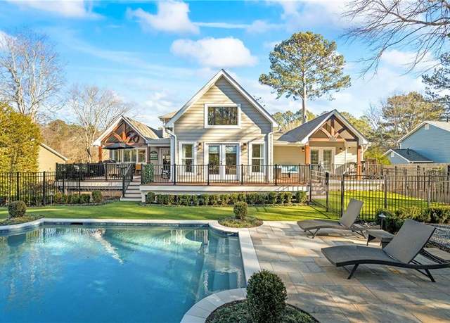Property at 3051 Maple Ln, Alpharetta, GA 30009, 4 beds, 5.5 baths
