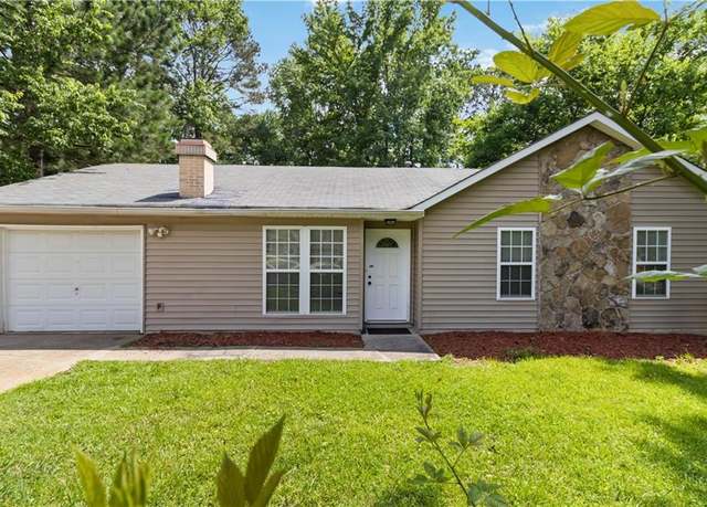 Property at 924 Sweetwater Cir, Lawrenceville, GA 30044, 3 beds, 2 baths