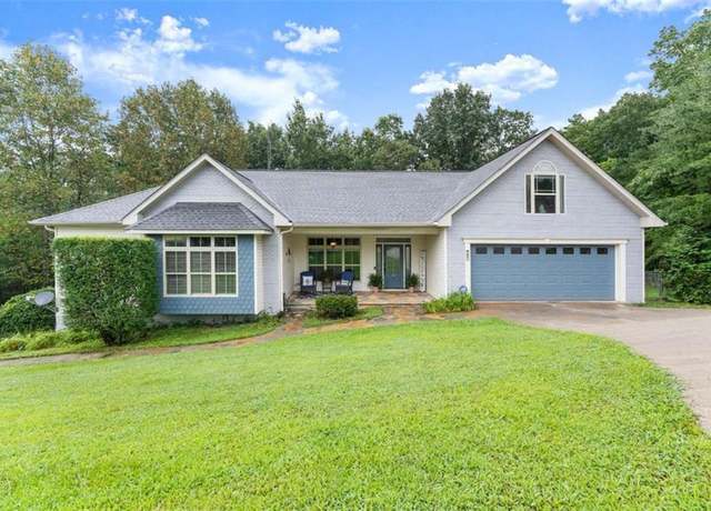 Property at 221 Grand View Dr, Cleveland, GA 30528, 7 beds, 4 baths