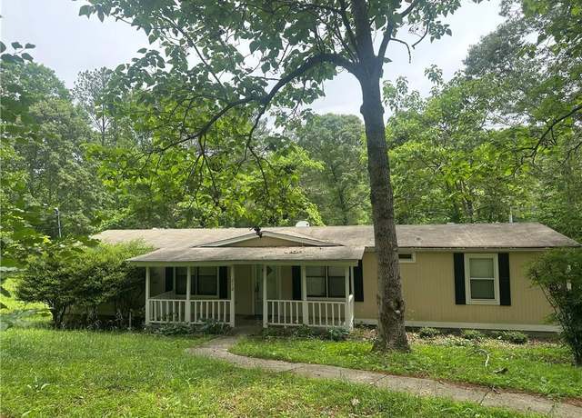 Property at 710 Seals Rd, Dallas, GA 30157, 3 beds, 2 baths