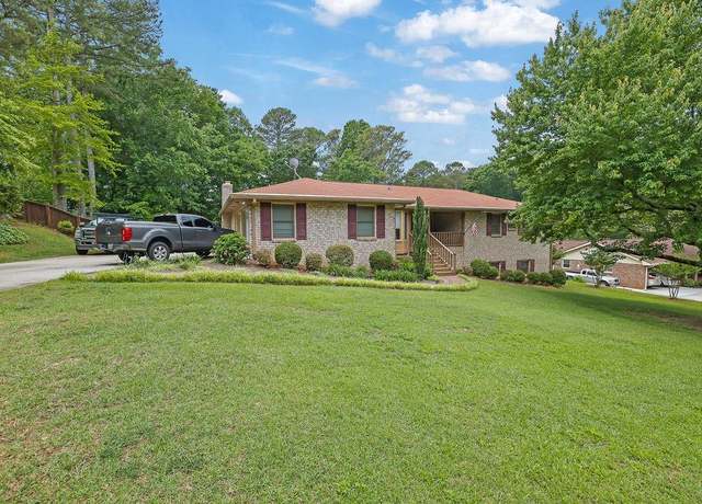 Property at 2149 New London Place Pl, Snellville, GA 30078, 4 beds, 2.5 baths