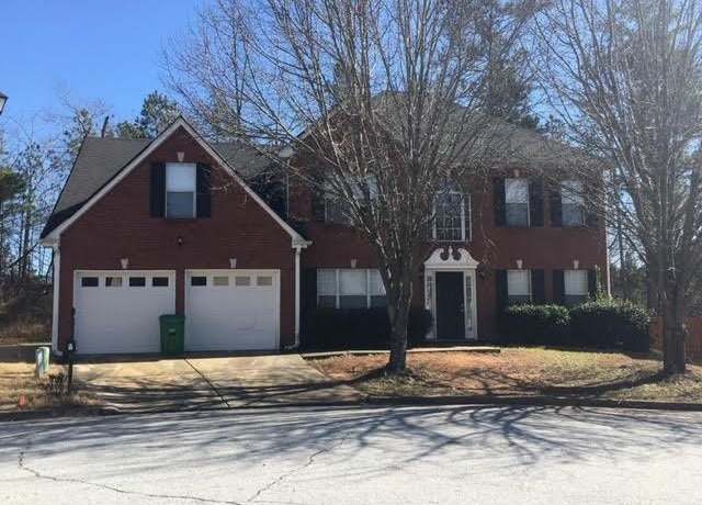 Property at 5755 Belmont Ridge Cir, Lithonia, GA 30038, 5 beds, 3 baths
