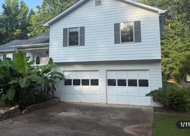 Property at 109 Westwood Dr, Dallas, GA 30132, 3 beds, 2 baths