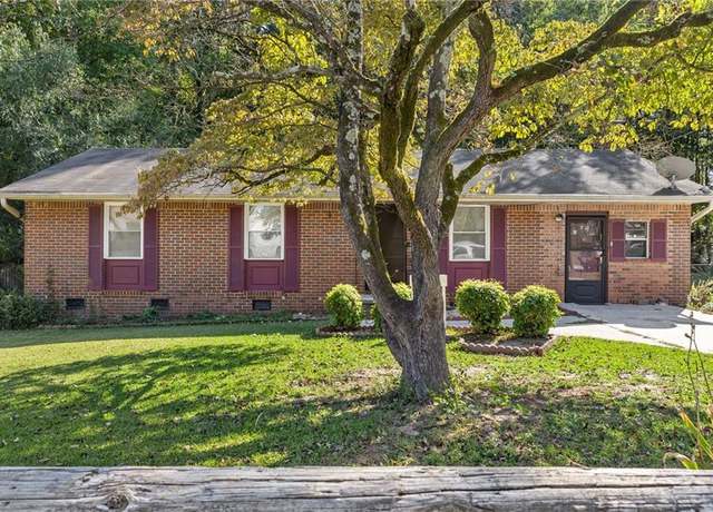 Property at 37 Crystal River Dr, Riverdale, GA 30274, 3 beds, 1.5 baths