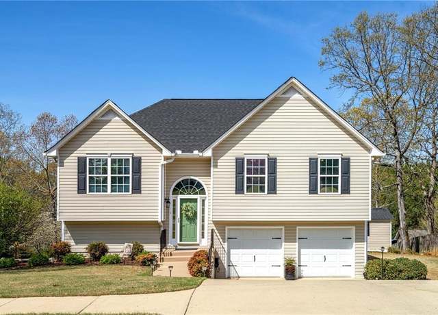 Property at 11 Seay Dr, Rome, GA 30161, 4 beds, 3 baths