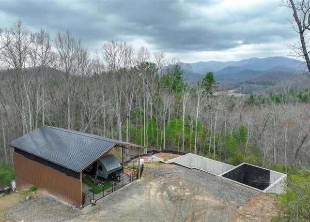 Property at 477 Kennedys Ct, Blairsville, GA 30512, 3 beds, 4 baths