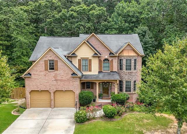 Property at 2330 Chandler Grove Dr, Buford, GA 30519, 4 beds, 2.5 baths