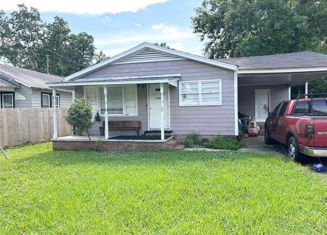 Property at 13 Cherry St SW, Rome, GA 30165, 3 beds, 1 bath
