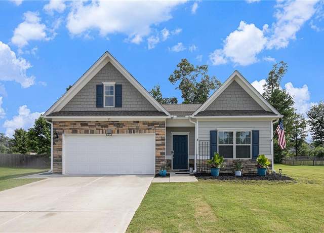 Property at 11 Rambling Oaks Dr NE, Rome, GA 30165, 3 beds, 2 baths