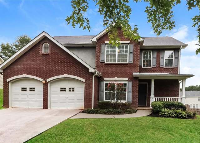 Property at 5792 Village Loop, Fairburn, GA 30213, 3 beds, 2.5 baths