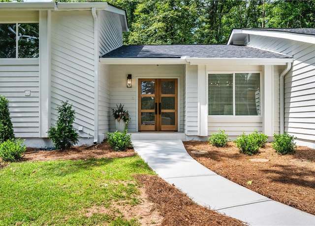 Property at 3469 Winter Hill Dr, Marietta, GA 30062, 4 beds, 2.5 baths