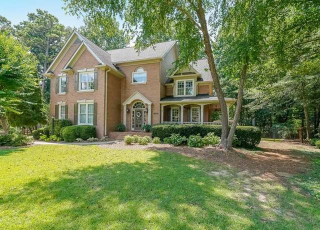 Property at 4954 Oak Cliff Ct, Powder Springs, GA 30127, 5 beds, 4.5 baths