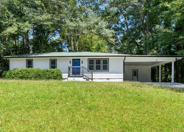 Property at 4274 Pineview Dr, Powder Springs, GA 30127, 3 beds, 2 baths