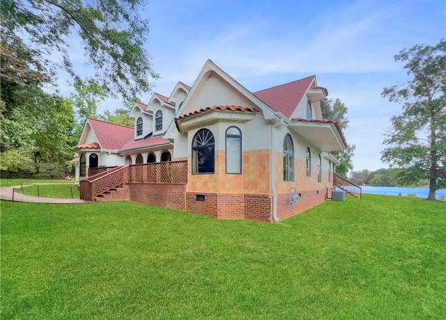Property at 300 Jonesboro Rd, Mcdonough, GA 30253, 5 beds, 3.5 baths