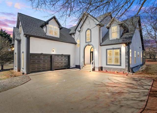 Property at 3955 Pucketts Rd, Snellville, GA 30039, 5 beds, 3.5 baths