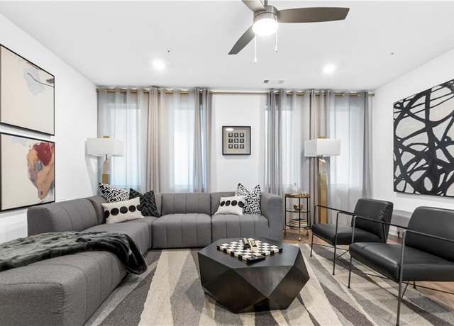 Property at 371 Grant Cir SE #1823, Atlanta, GA 30315, 2 beds, 2 baths