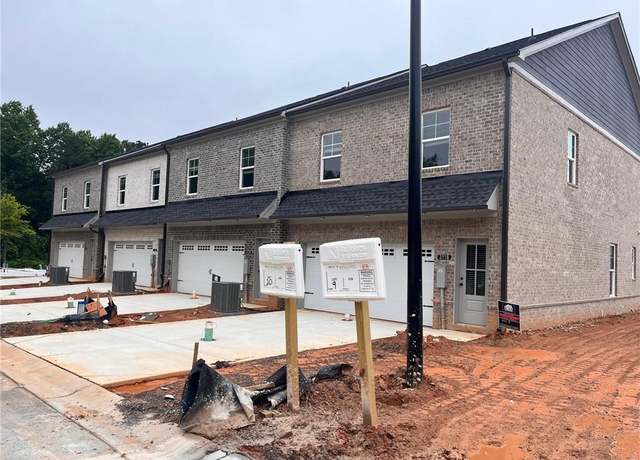Property at 3232 Cyrus Creek Dr, Kennesaw, GA 30152, 3 beds, 2.5 baths