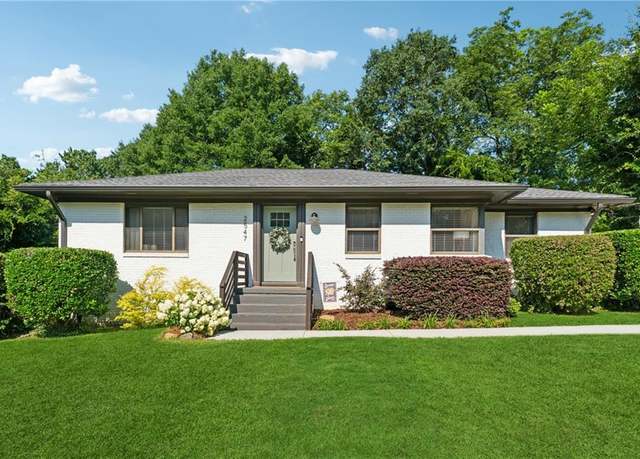 Property at 2547 Glendale Cir SE, Smyrna, GA 30080, 3 beds, 2 baths