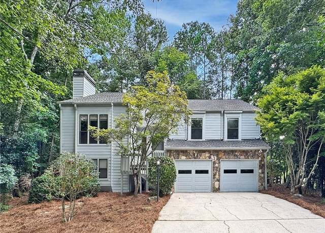 Property at 10610 Timberstone Rd, Alpharetta, GA 30022, 4 beds, 3 baths