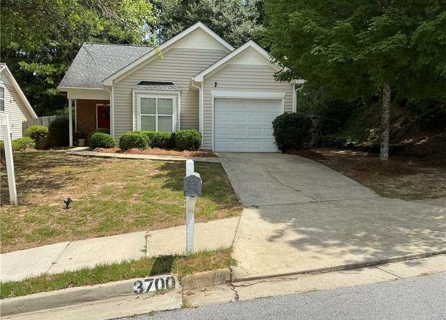 Property at 3700 Mays Xing SW, Atlanta, GA 30331, 2 beds, 2 baths