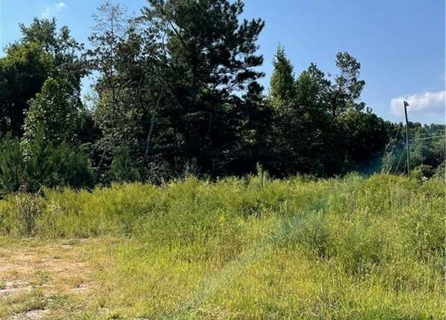 Property at 2056 Holly Ct, Cumming, GA 30041