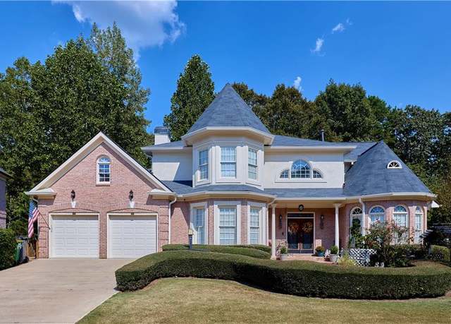Property at 190 Winford Close, Duluth, GA 30097, 5 beds, 5.5 baths
