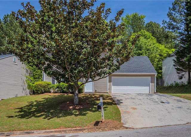 Property at 2386 Mills Bnd, Decatur, GA 30034, 4 beds, 2.5 baths