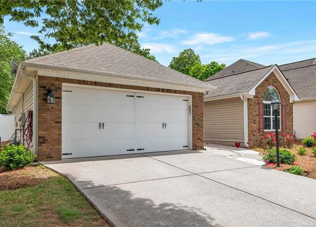Property at 2416 Centennial Hill Way NW, Acworth, GA 30102, 3 beds, 2 baths