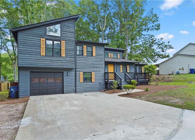 Property at 805 Wayside Dr, Lawrenceville, GA 30046, 3 beds, 2 baths