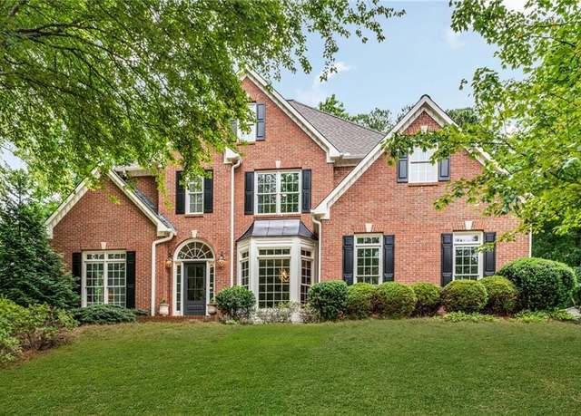 Property at 4020 Devereux Chase, Roswell, GA 30075, 5 beds, 4.5 baths