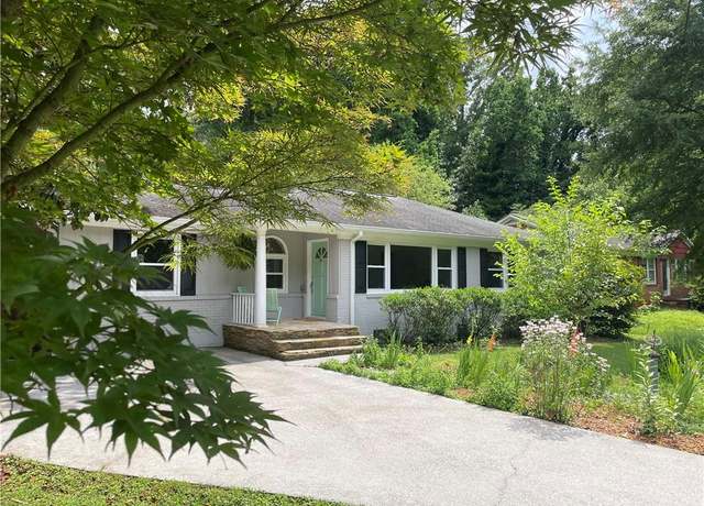 Property at 2205 Desmond Dr, Decatur, GA 30033, 3 beds, 2 baths
