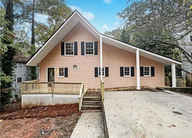Property at 4405 Cary Dr, Snellville, GA 30039, 3 beds, 2 baths
