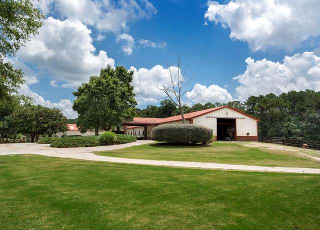 Property at 3055 Spring Hill Dr, Monroe, GA 30656, 5 beds, 3 baths