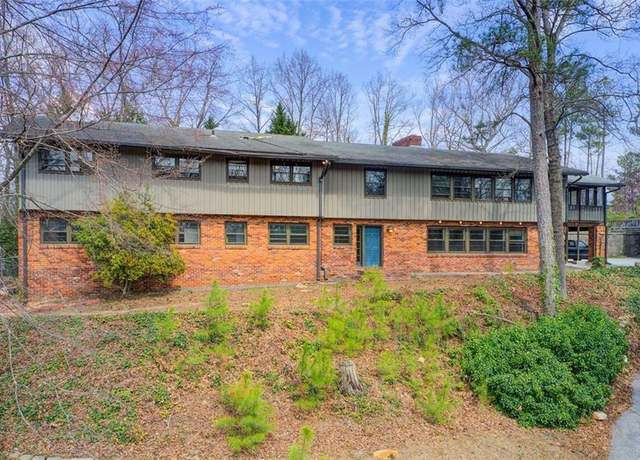 Property at 120 Maryeanna Dr NE, Atlanta, GA 30342, 6 beds, 3.5 baths