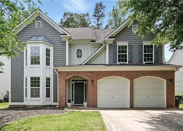 Property at 4975 Skyland Pkwy, Cumming, GA 30028, 7 beds, 4 baths