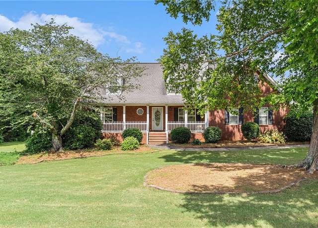 Property at 1112 Sutton Dr, Mcdonough, GA 30252, 4 beds, 2.5 baths
